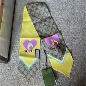 Gucci x Bananya GG supreme Twilly NWT
